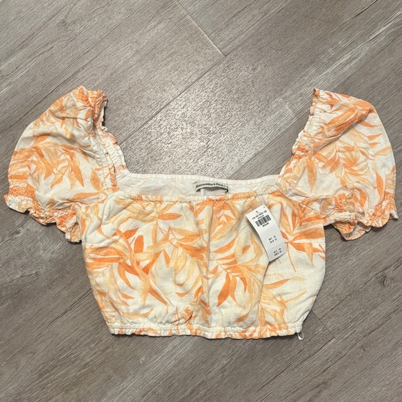 Abercrombie & Fitch Orange and Cream Leaf Crop Top. NWT. New with tags!! - Picture 3 of 5